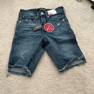 Express shorts, new with tag. Size 00